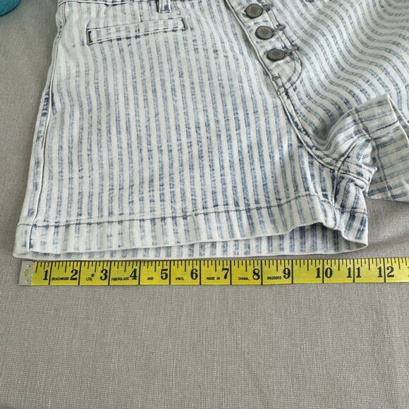 KanCan Signature Ultra high rise shorts - Picture 9 of 9